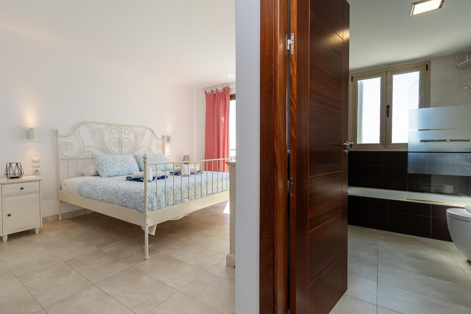 Adosado Bellavista B By Homevillas360 Alcanada Exteriér fotografie