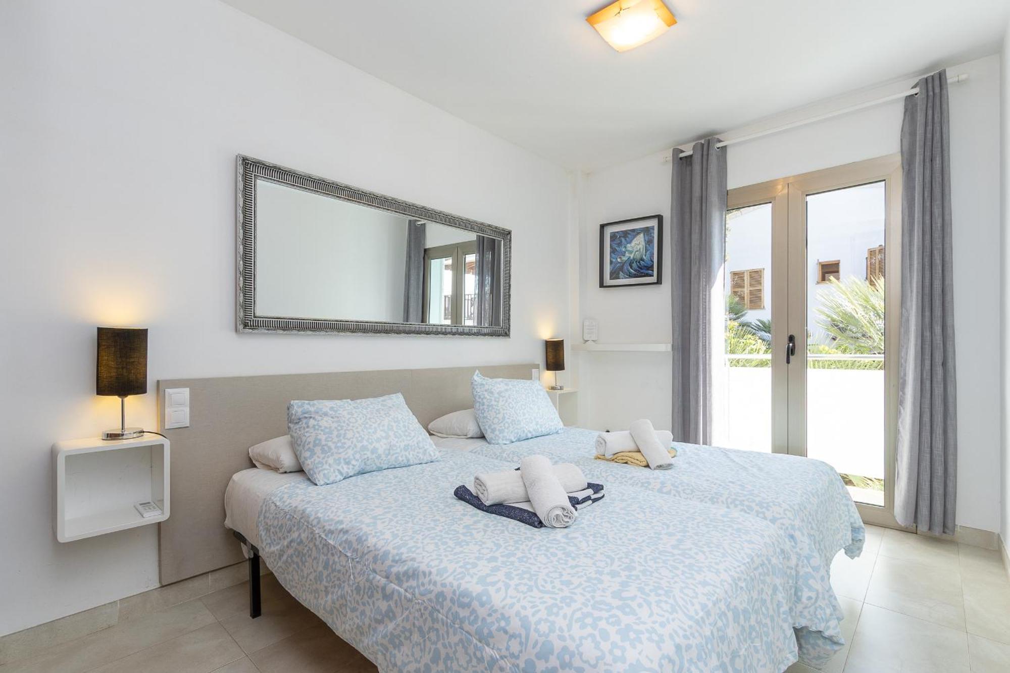 Adosado Bellavista B By Homevillas360 Alcanada Exteriér fotografie